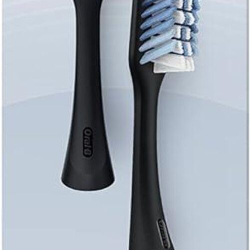 Oral B Clic Manual Toothbrush + Replacement Brush Head